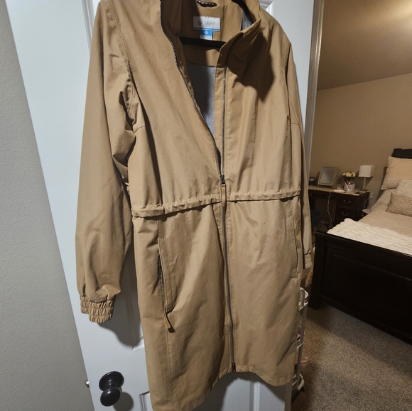 Long Columbia rain coat - Picture 2 of 4